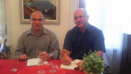 Bozók Ferenc könyvbemutatóján az Írószövetségben 2016.06.06